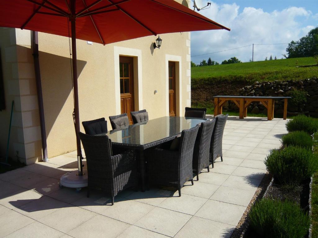Lakeside Bed And Breakfast Payzac  ภายนอก รูปภาพ